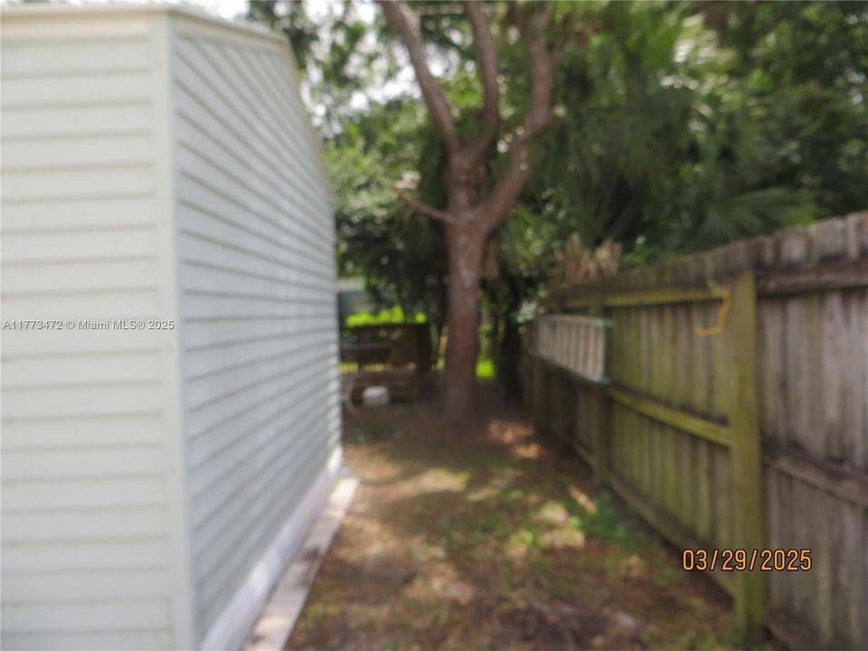 Vendido Recientemente: $340,000 (3 camas, 2 baños, 1410 Pies cuadrados)