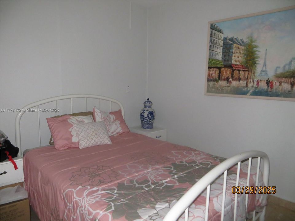 Vendido Recientemente: $340,000 (3 camas, 2 baños, 1410 Pies cuadrados)