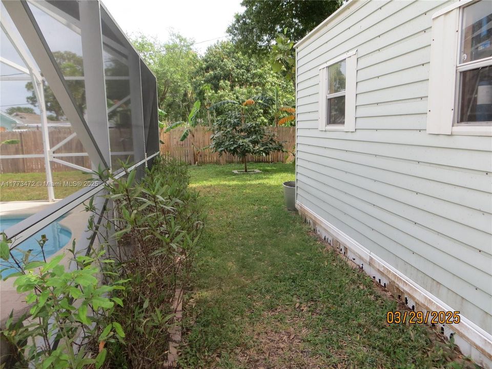 Vendido Recientemente: $340,000 (3 camas, 2 baños, 1410 Pies cuadrados)