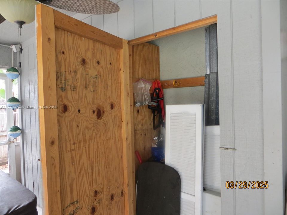 Vendido Recientemente: $340,000 (3 camas, 2 baños, 1410 Pies cuadrados)