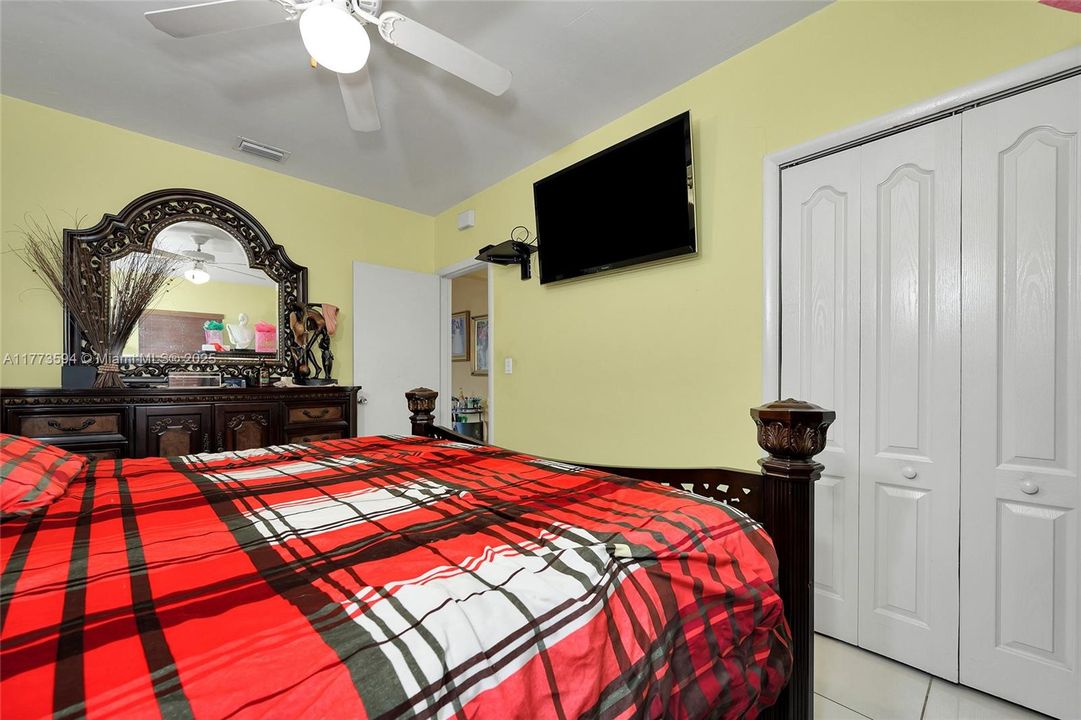 最近售出: $625,000 (0 贝兹, 0 浴室, 1508 平方英尺)