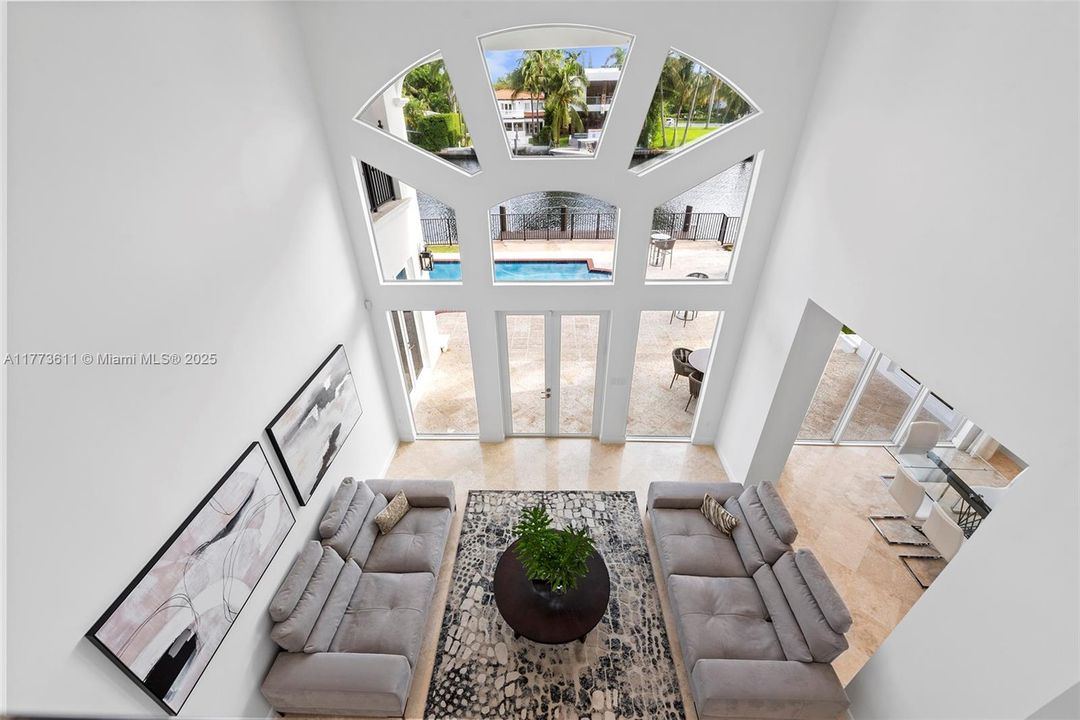 For Sale: $9,225,000 (6 beds, 5 baths, 4413 Square Feet)