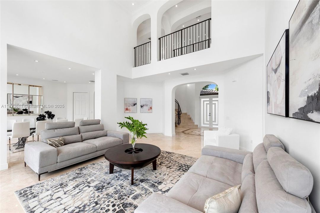 For Sale: $9,225,000 (6 beds, 5 baths, 4413 Square Feet)