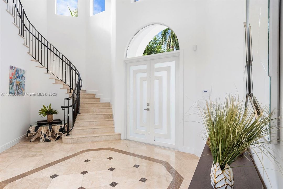 For Sale: $9,225,000 (6 beds, 5 baths, 4413 Square Feet)