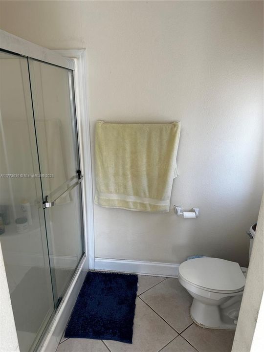 Vendido Recientemente: $1,099,999 (3 camas, 2 baños, 1512 Pies cuadrados)