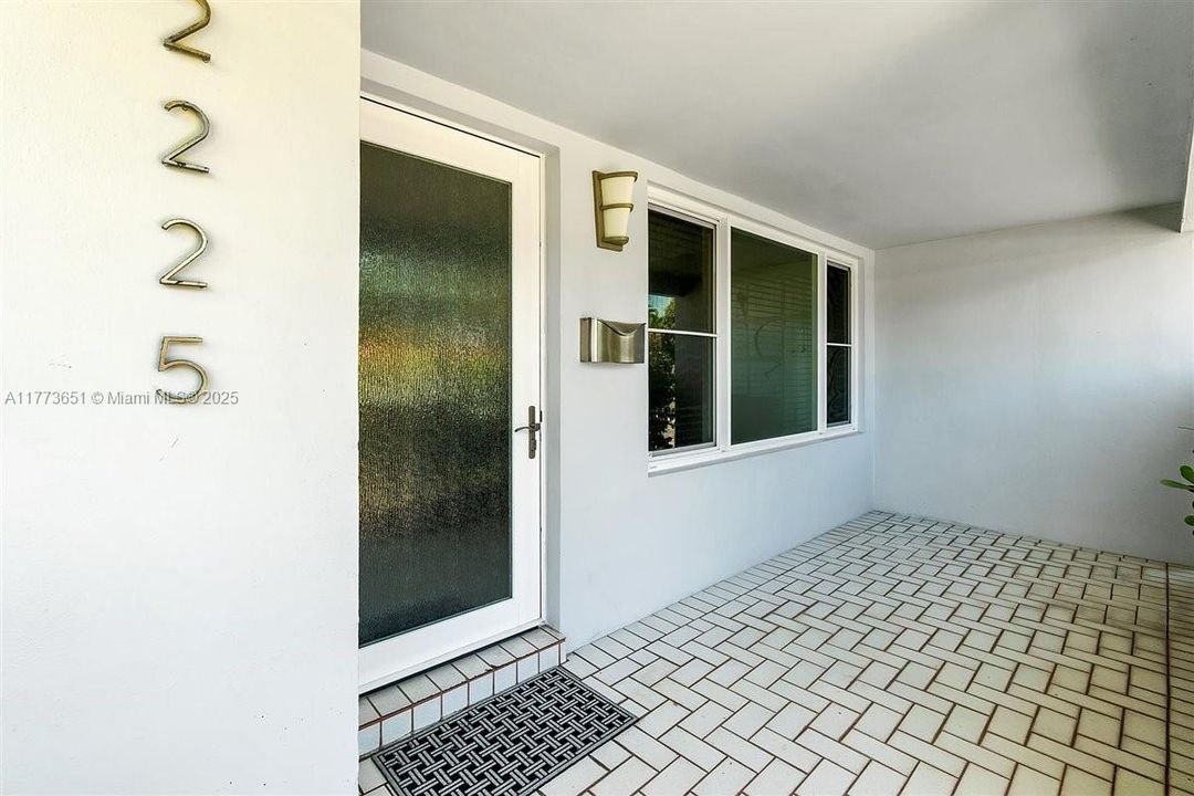 最近租的: $5,800 (3 贝兹, 2 浴室, 1593 平方英尺)