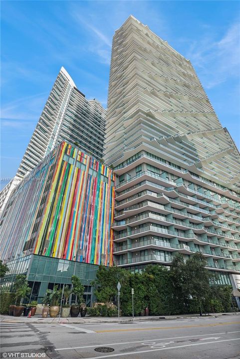 Recently Rented: $5,100 (2 beds, 2 baths, 1362 Square Feet)