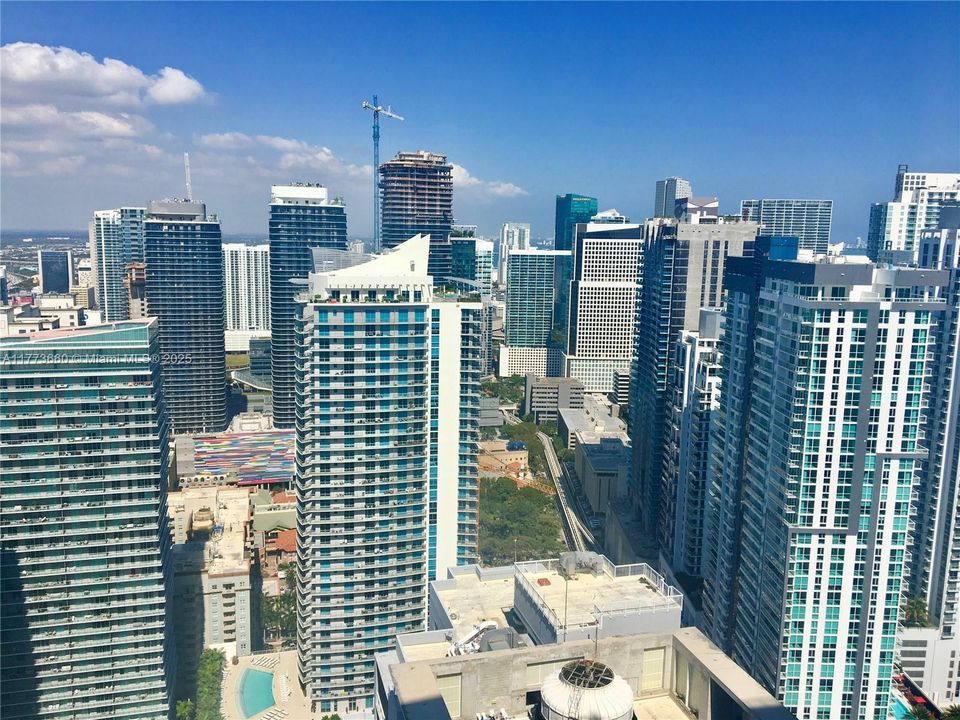 Recently Rented: $5,100 (2 beds, 2 baths, 1362 Square Feet)