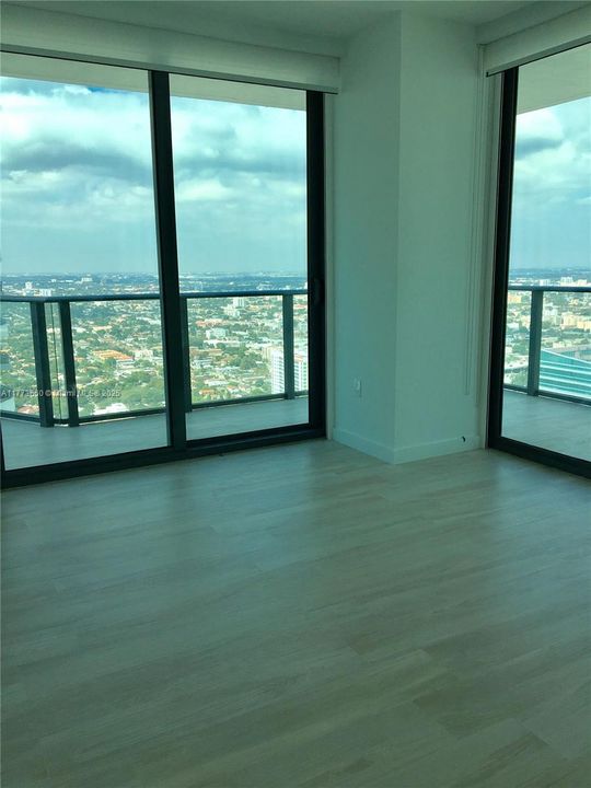 Recently Rented: $5,100 (2 beds, 2 baths, 1362 Square Feet)