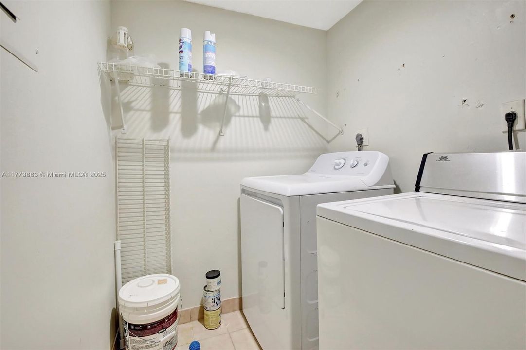 Recently Sold: $239,000 (2 beds, 2 baths, 1016 Square Feet)