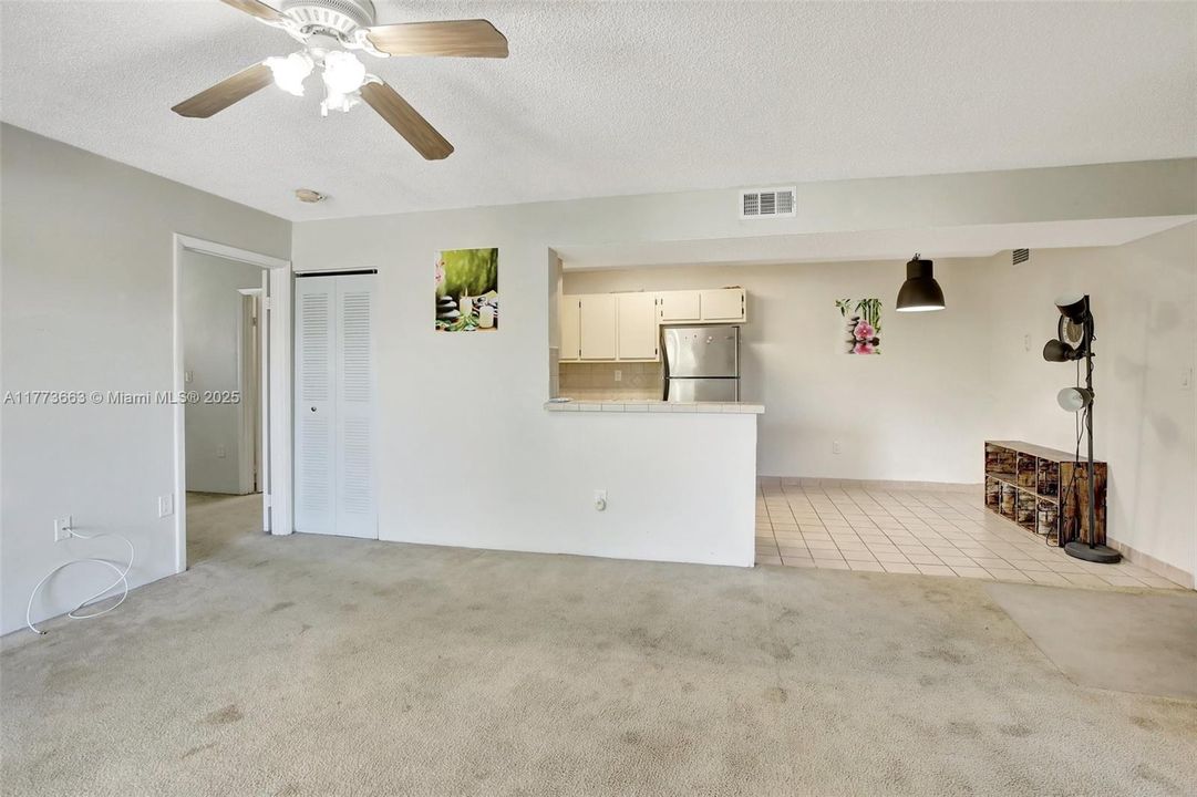 Recently Sold: $239,000 (2 beds, 2 baths, 1016 Square Feet)