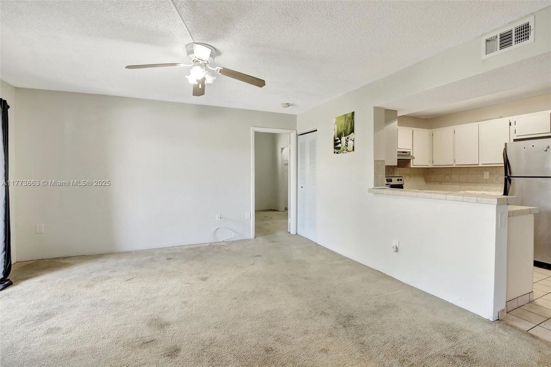 Recently Sold: $239,000 (2 beds, 2 baths, 1016 Square Feet)