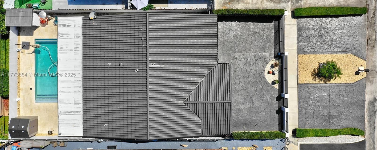 Recently Sold: $764,900 (3 beds, 3 baths, 1820 Square Feet)