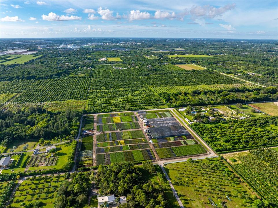 最近售出: $1,750,000 (0 贝兹, 0 浴室, 0 平方英尺)