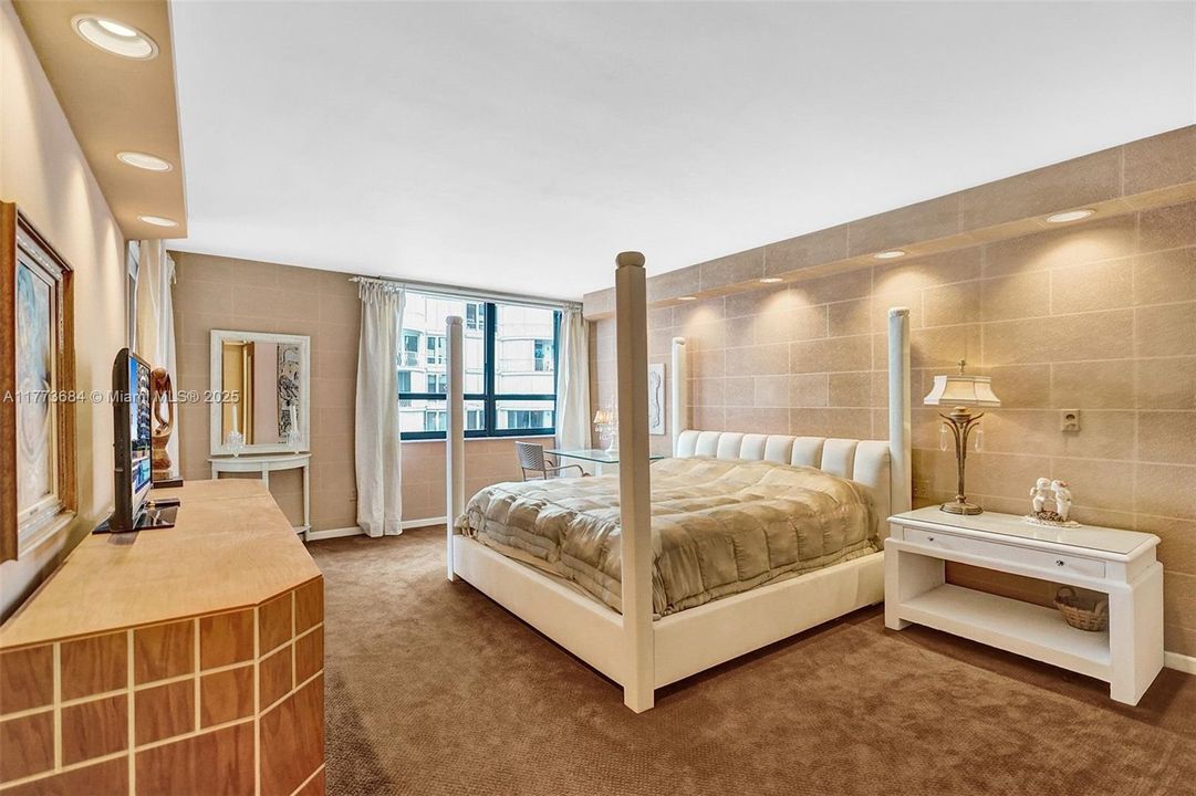 En Venta: $1,480,000 (2 camas, 2 baños, 2018 Pies cuadrados)