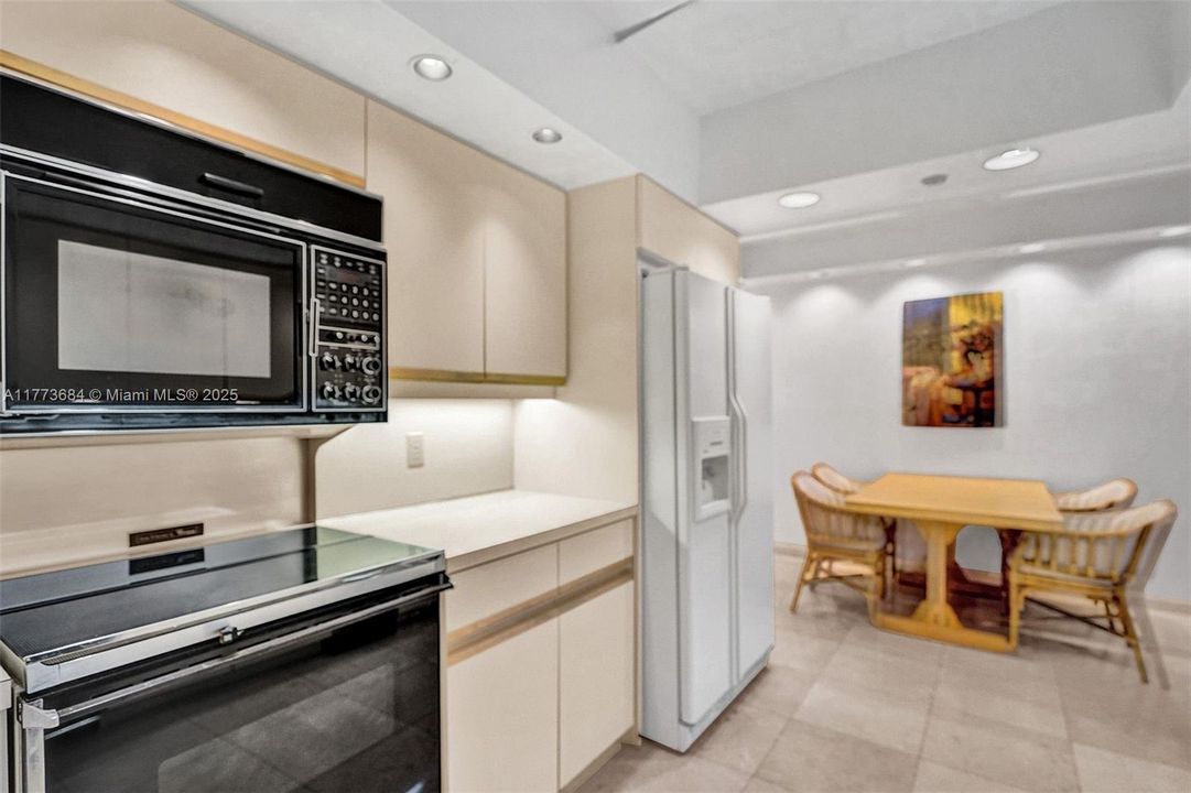 En Venta: $1,480,000 (2 camas, 2 baños, 2018 Pies cuadrados)