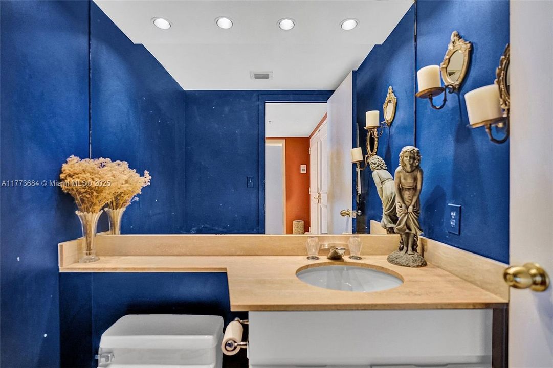 En Venta: $1,480,000 (2 camas, 2 baños, 2018 Pies cuadrados)