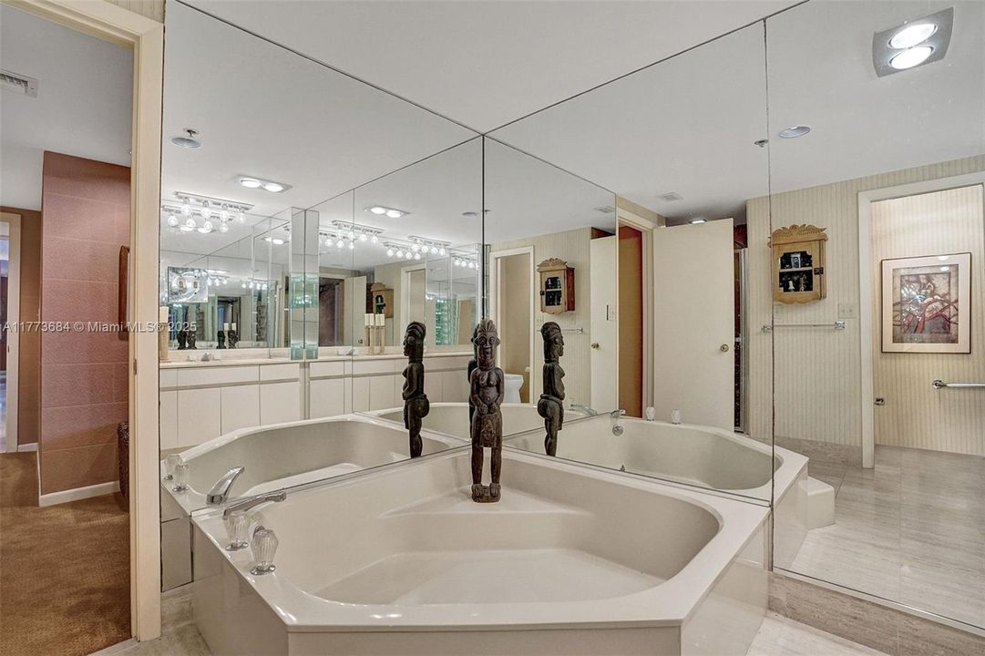 En Venta: $1,480,000 (2 camas, 2 baños, 2018 Pies cuadrados)