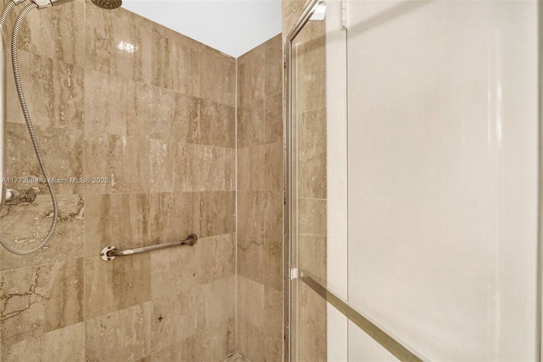 En Venta: $1,480,000 (2 camas, 2 baños, 2018 Pies cuadrados)