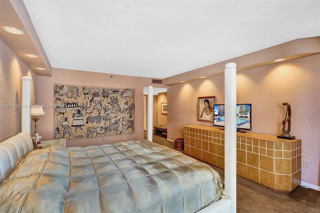 En Venta: $1,480,000 (2 camas, 2 baños, 2018 Pies cuadrados)