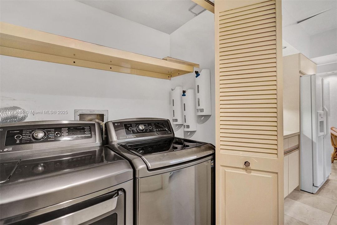 En Venta: $1,480,000 (2 camas, 2 baños, 2018 Pies cuadrados)