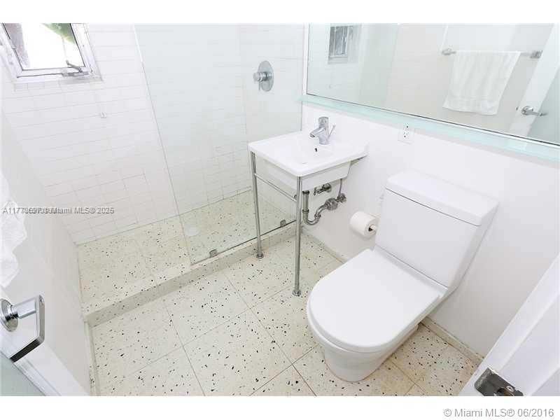 En Venta: $265,000 (1 camas, 1 baños, 674 Pies cuadrados)