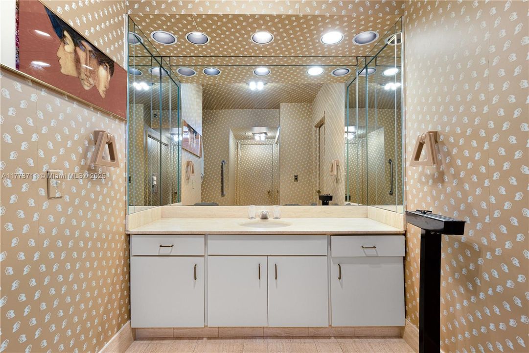 En Venta: $4,500,000 (4 camas, 4 baños, 4706 Pies cuadrados)