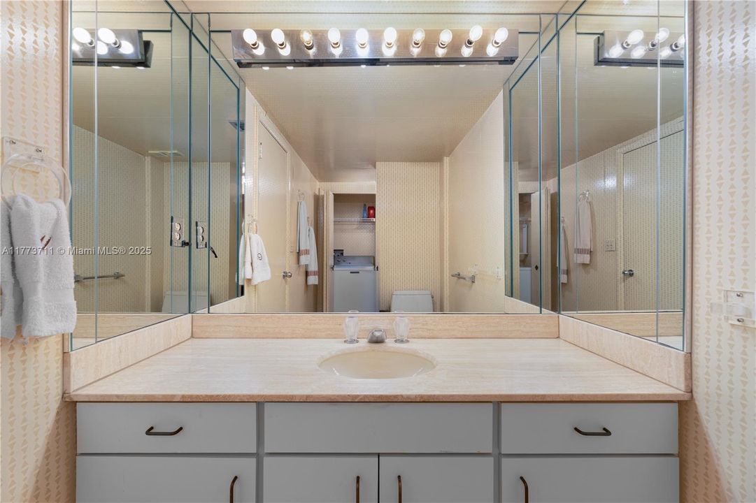 En Venta: $4,500,000 (4 camas, 4 baños, 4706 Pies cuadrados)