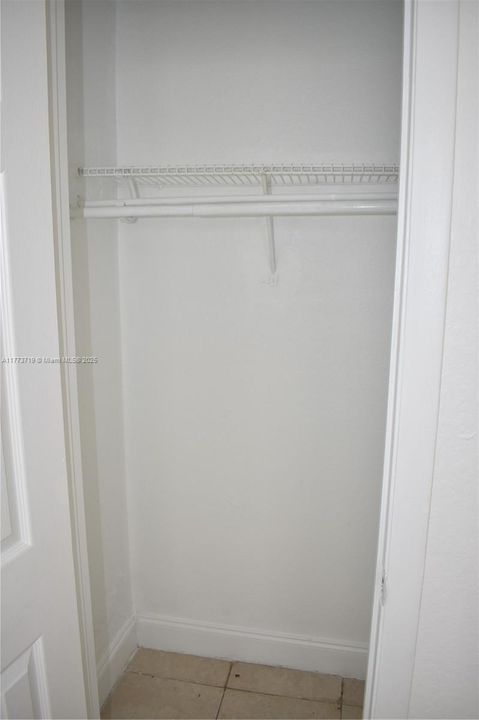 Recently Rented: $1,600 (2 beds, 1 baths, 700 Square Feet)