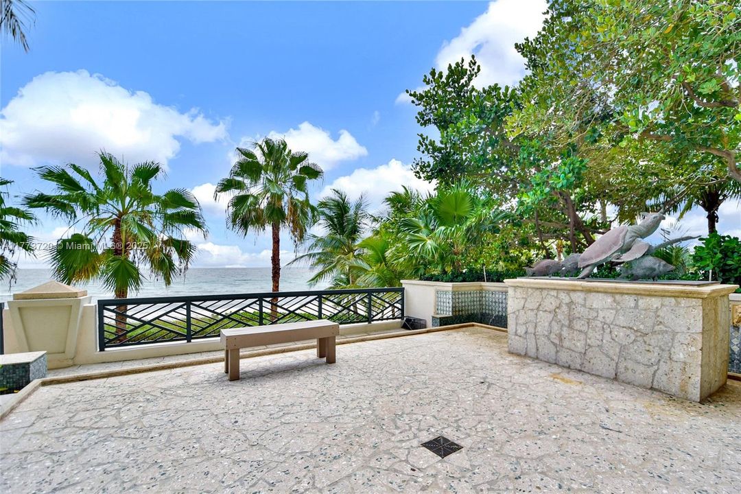 最近租的: $21,950 (4 贝兹, 4 浴室, 3750 平方英尺)