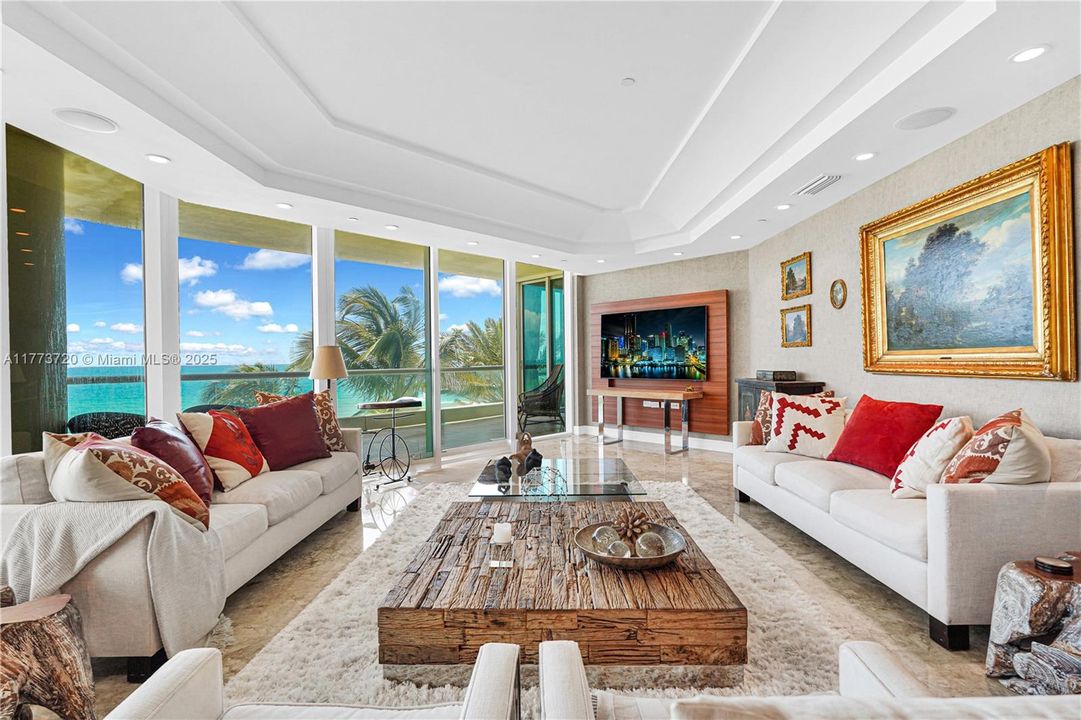 最近租的: $21,950 (4 贝兹, 4 浴室, 3750 平方英尺)