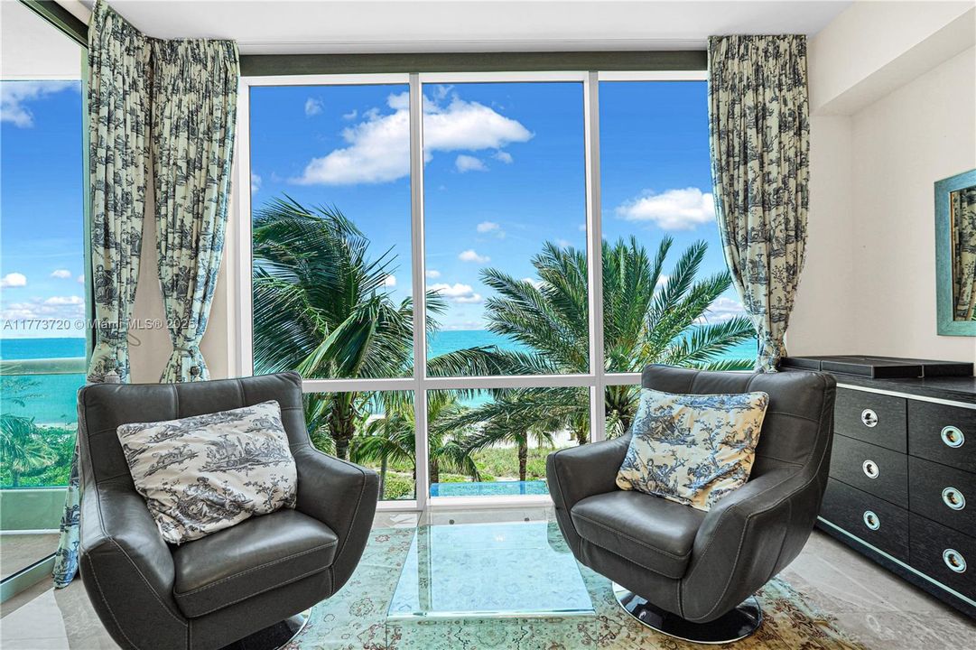 最近租的: $21,950 (4 贝兹, 4 浴室, 3750 平方英尺)