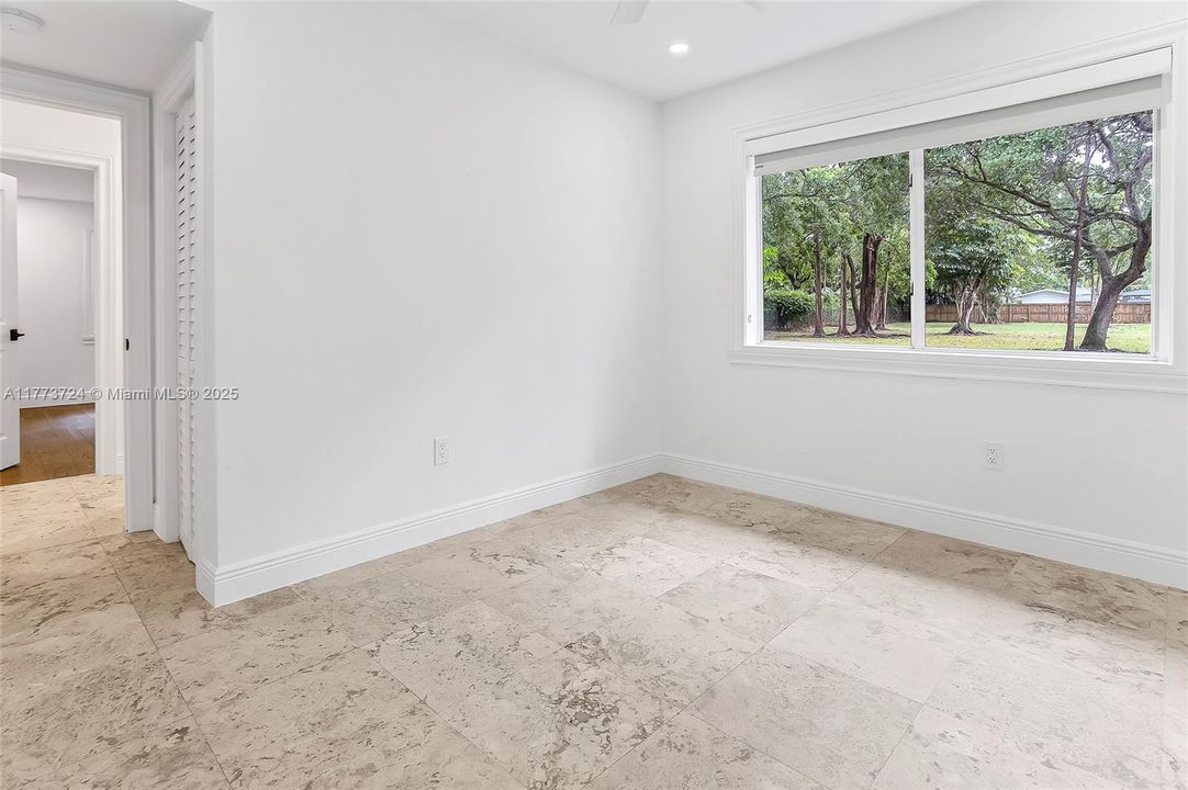 Recently Rented: $6,700 (3 beds, 2 baths, 2172 Square Feet)