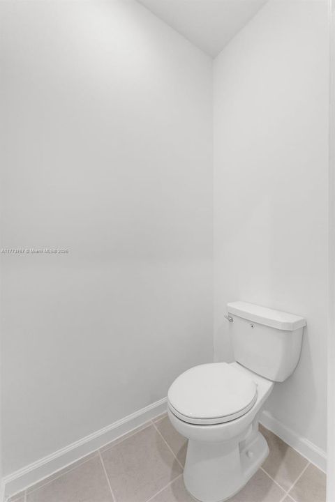 Active With Contract: $4,600 (5 beds, 3 baths, 3105 Square Feet)