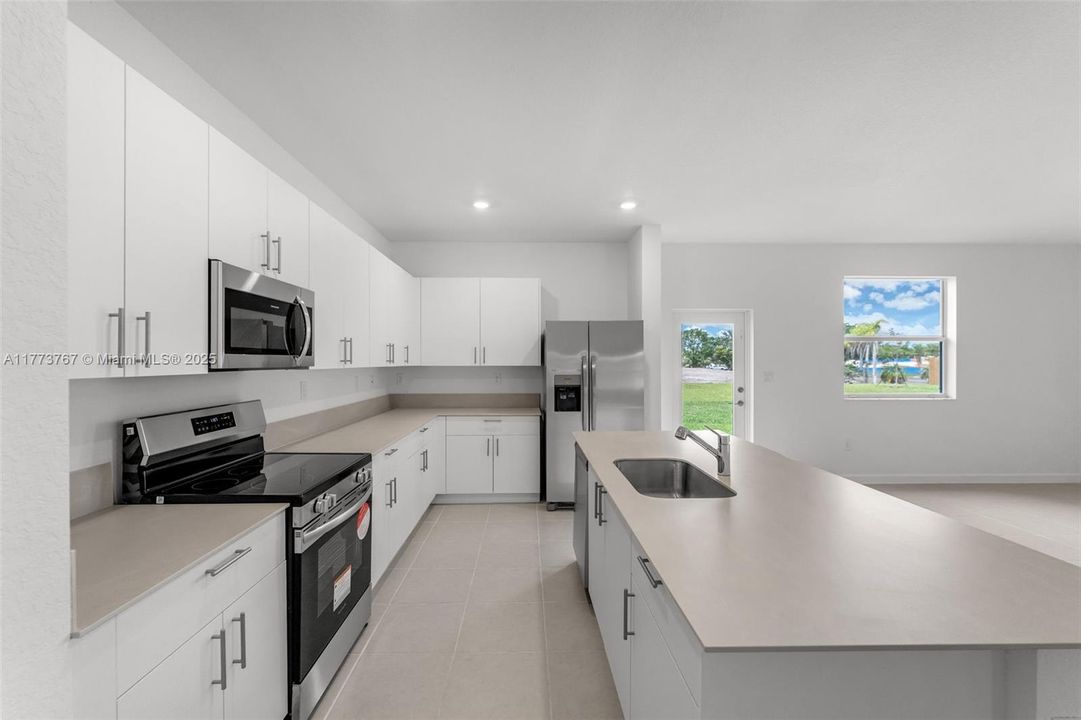 Active With Contract: $4,600 (5 beds, 3 baths, 3105 Square Feet)