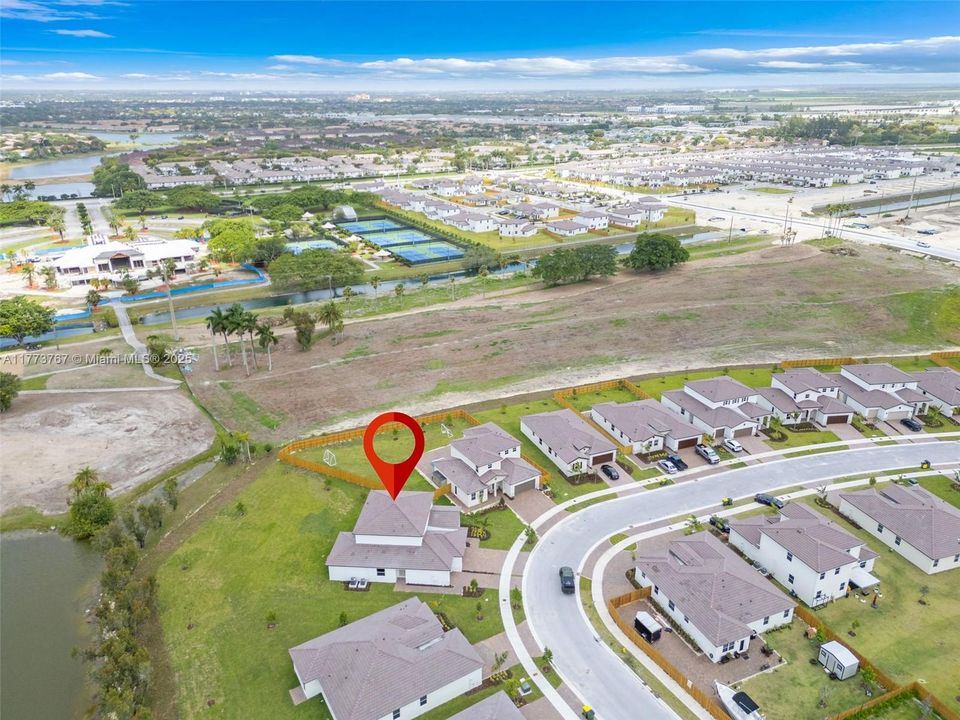 Active With Contract: $4,600 (5 beds, 3 baths, 3105 Square Feet)