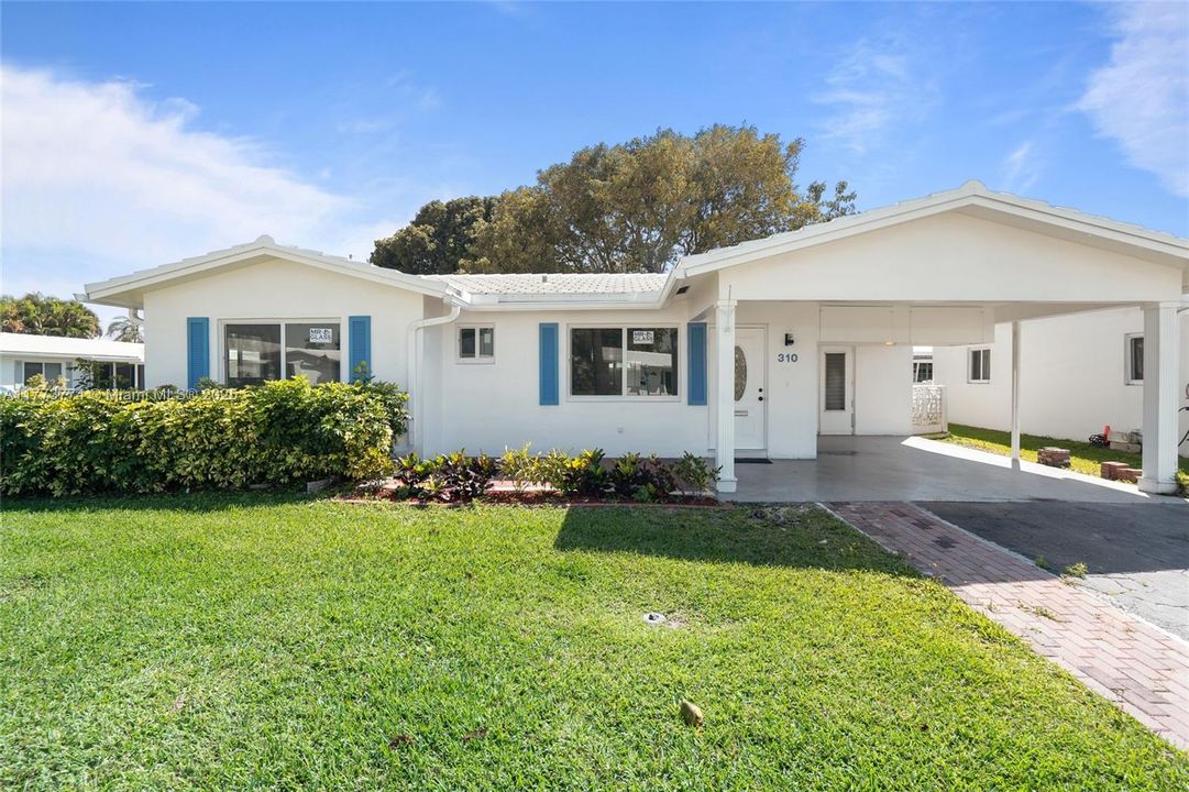 Recently Sold: $290,000 (2 beds, 2 baths, 1331 Square Feet)