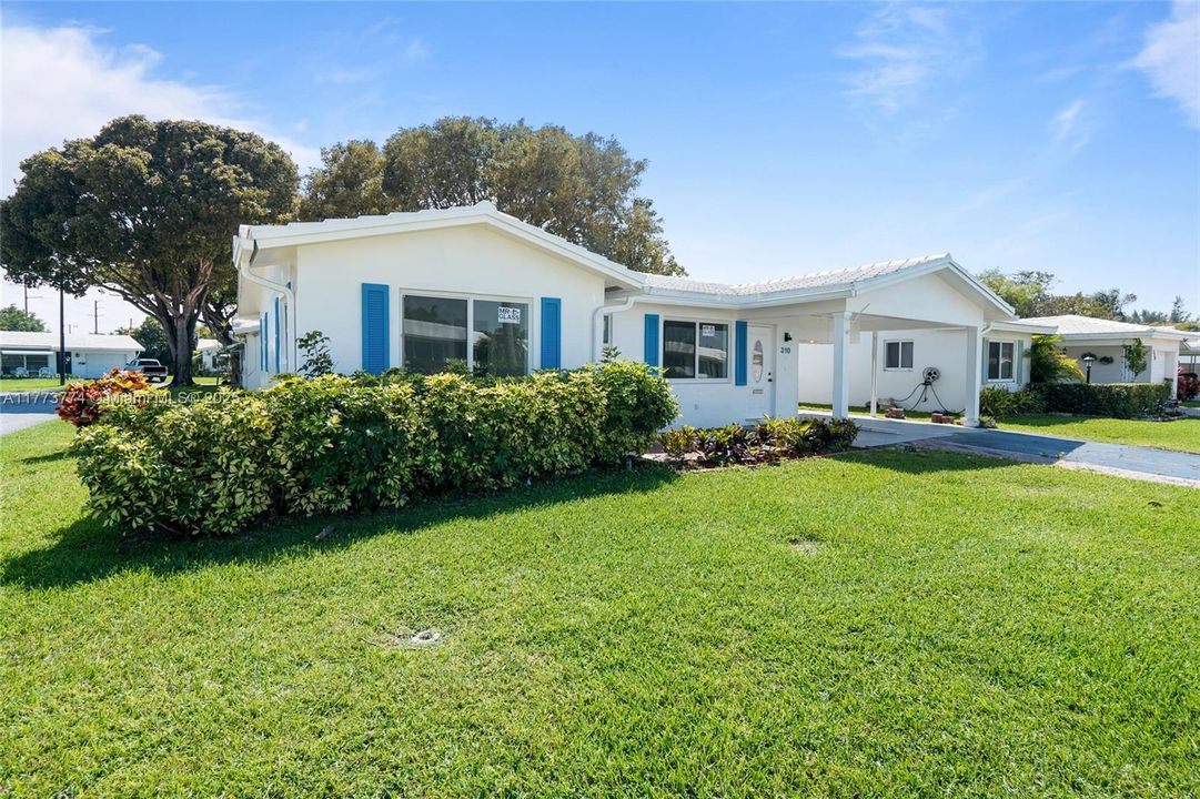 Recently Sold: $290,000 (2 beds, 2 baths, 1331 Square Feet)