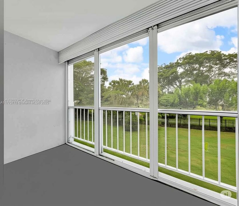 For Sale: $124,900 (1 beds, 1 baths, 672 Square Feet)