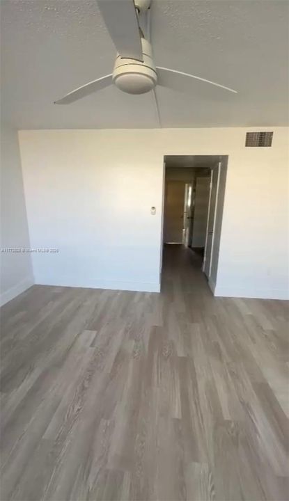 最近租的: $2,100 (2 贝兹, 2 浴室, 0 平方英尺)