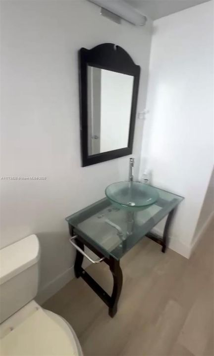 最近租的: $2,100 (2 贝兹, 2 浴室, 0 平方英尺)