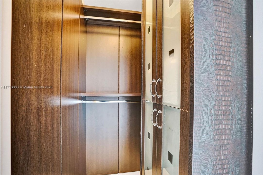 最近租的: $7,500 (3 贝兹, 3 浴室, 1962 平方英尺)