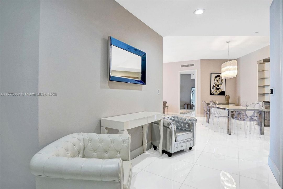 最近租的: $7,500 (3 贝兹, 3 浴室, 1962 平方英尺)