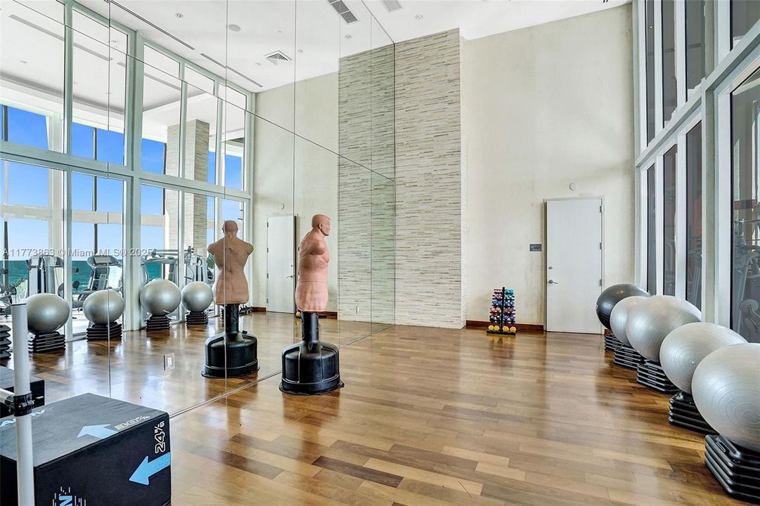 最近租的: $7,500 (3 贝兹, 3 浴室, 1962 平方英尺)