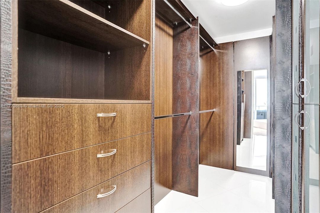 最近租的: $7,500 (3 贝兹, 3 浴室, 1962 平方英尺)