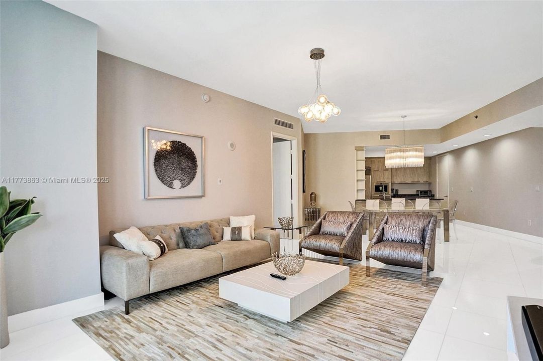 最近租的: $7,500 (3 贝兹, 3 浴室, 1962 平方英尺)