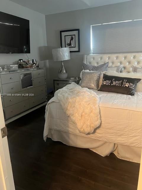 En Venta: $359,000 (2 camas, 2 baños, 1030 Pies cuadrados)