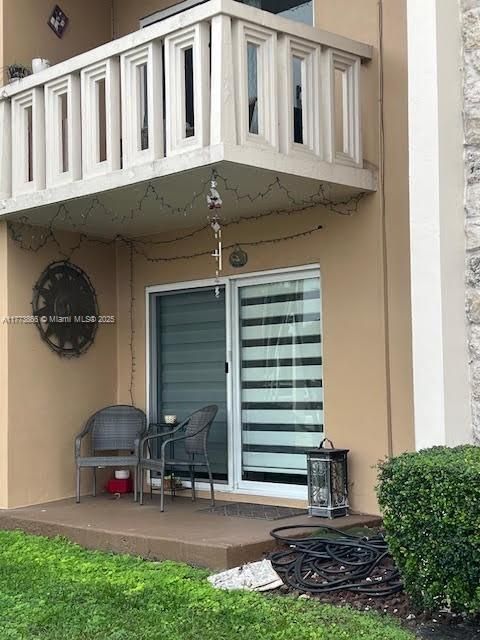 En Venta: $359,000 (2 camas, 2 baños, 1030 Pies cuadrados)