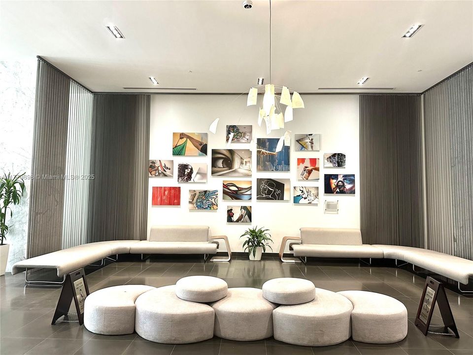 Recently Sold: $605,000 (2 beds, 2 baths, 1055 Square Feet)