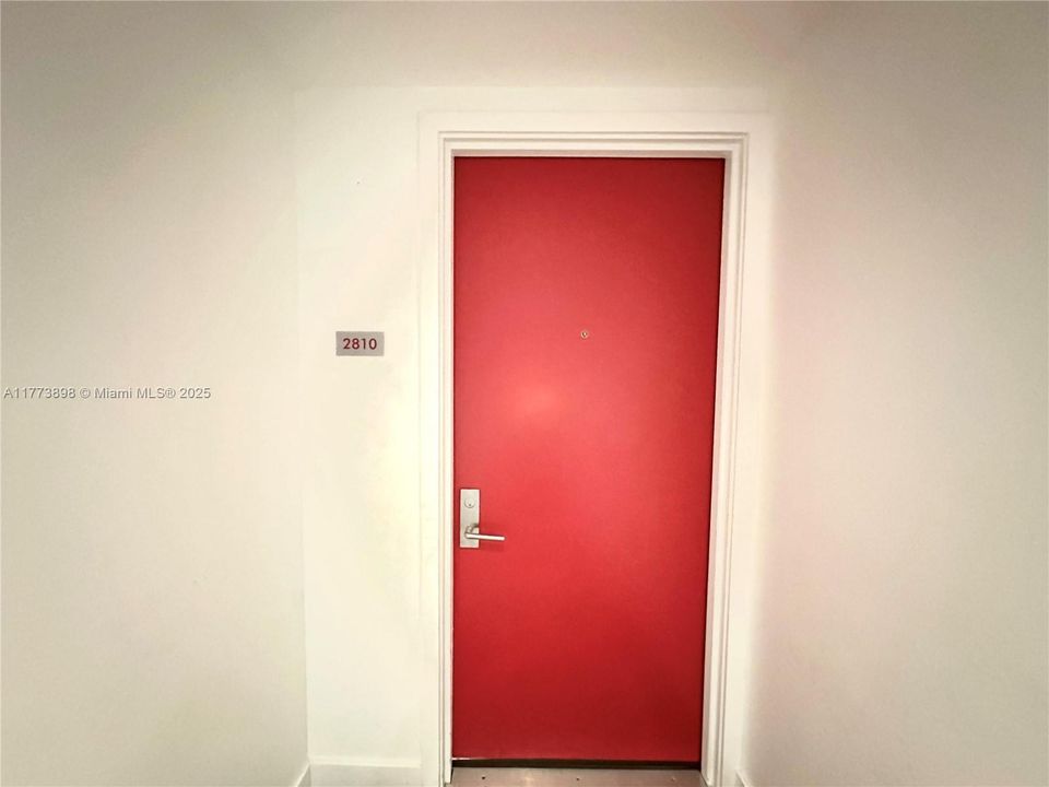 Recently Sold: $605,000 (2 beds, 2 baths, 1055 Square Feet)